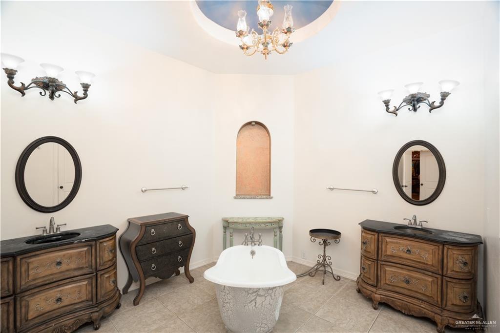 508 N El Paisano Road, Rio Grande City, Texas image 18