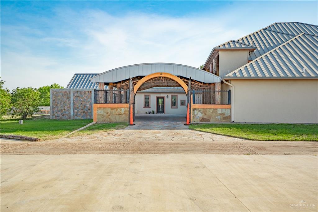 508 N El Paisano Road, Rio Grande City, Texas image 2