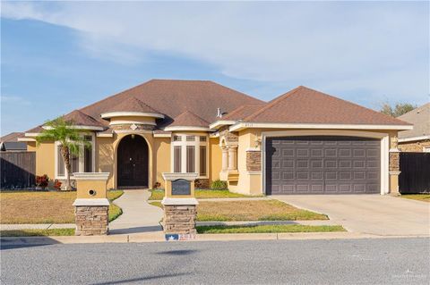 Homes For Sale - 2017 Glendale Drive<br/> Edinburg, TX 78541