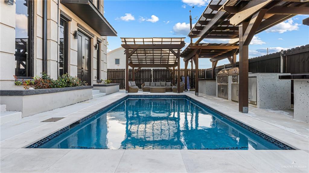 102 E Whiting Street