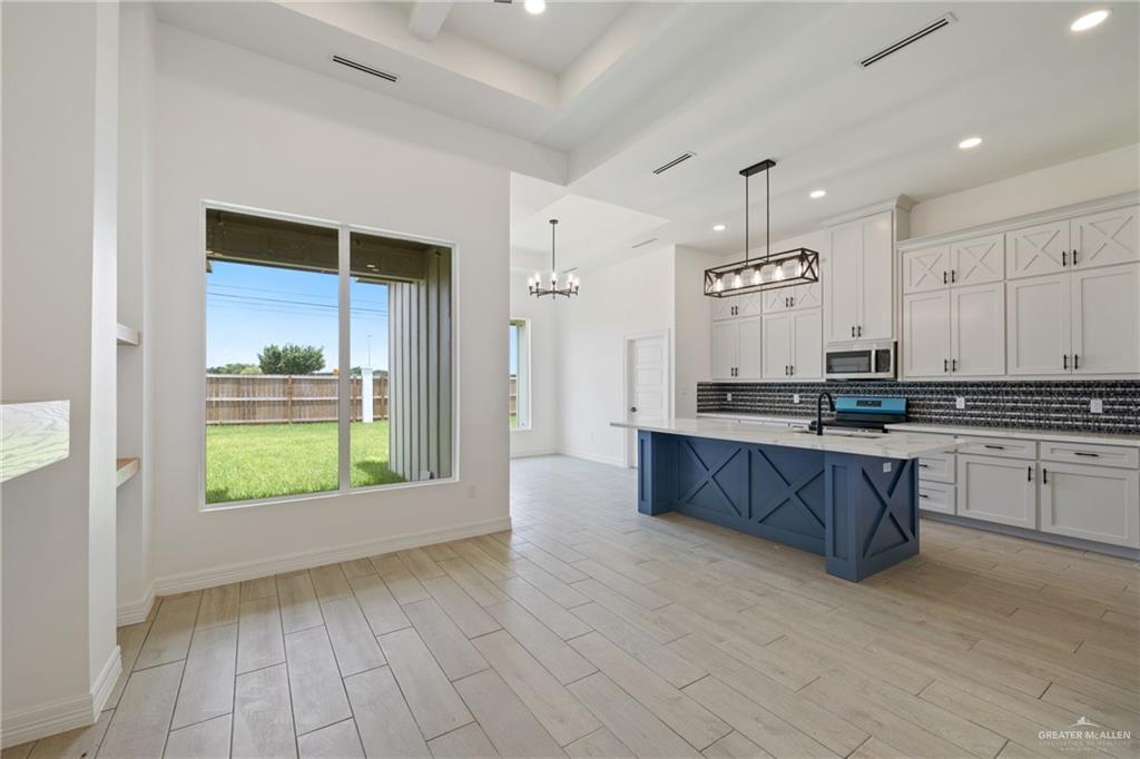 2413 N Gaytan Avenue, Edinburg, Texas image 9