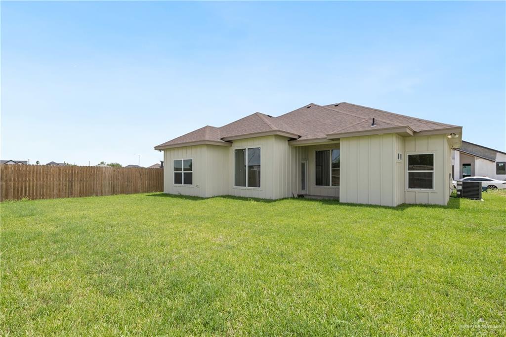 2413 N Gaytan Avenue, Edinburg, Texas image 19