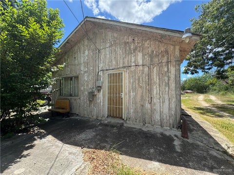 Homes For Sale - 1222 S Tio Avenue<br/> Hidalgo County, Weslaco, TX 78596