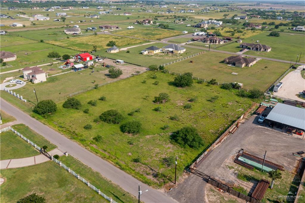 502 Nadia Street, Weslaco, Texas image 2