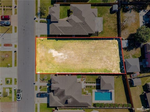 Vacant Land For Sale - 2220 Supreme Drive<br/> Edinburg, TX 78542