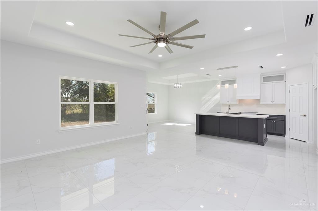 509 E Lorenzana Street, Mercedes, Texas image 6