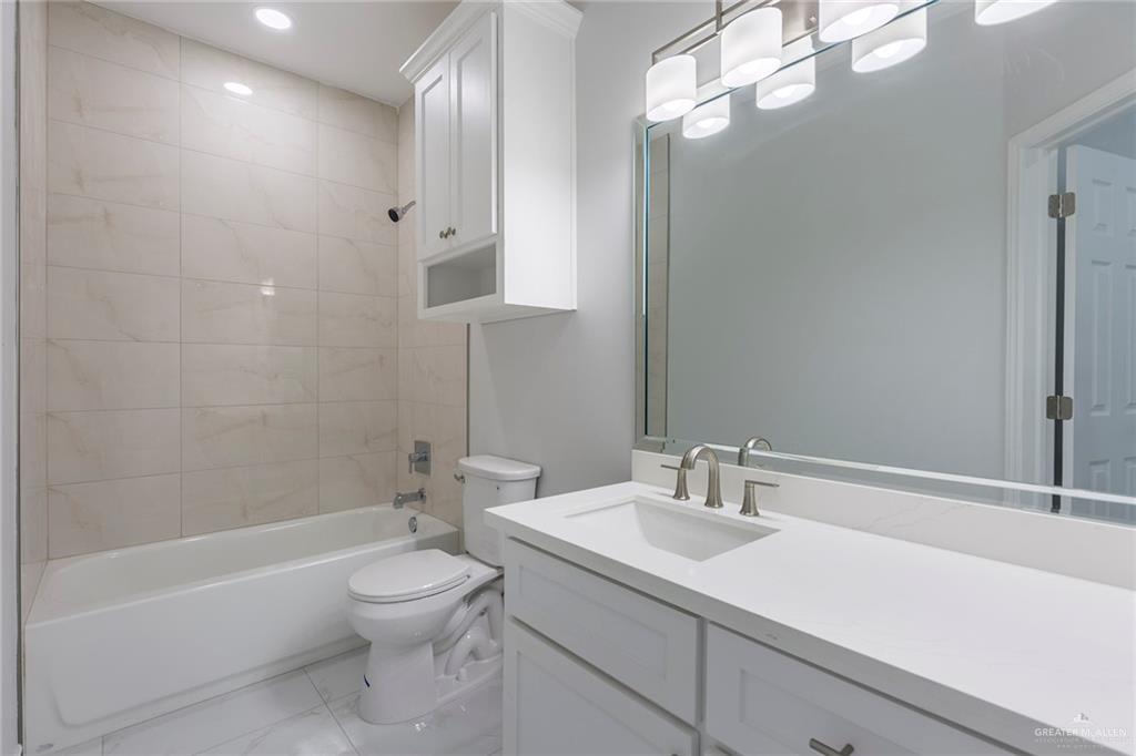509 E Lorenzana Street, Mercedes, Texas image 13