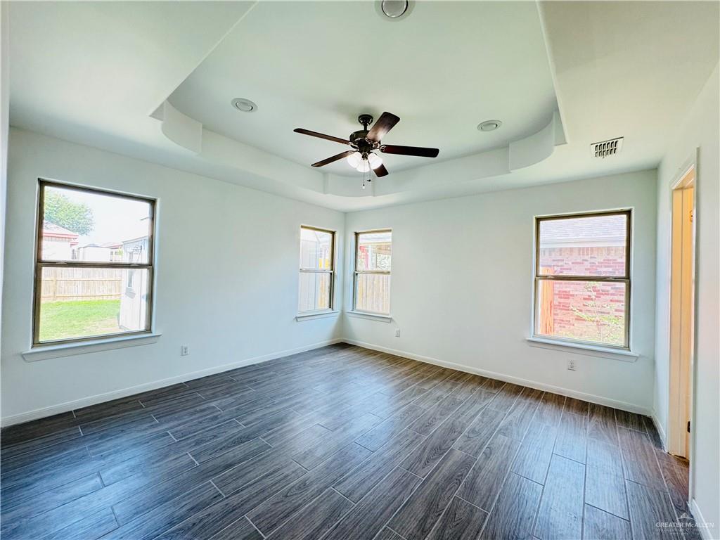 606 S Paseo Del Rey Street, Mission, Texas image 13