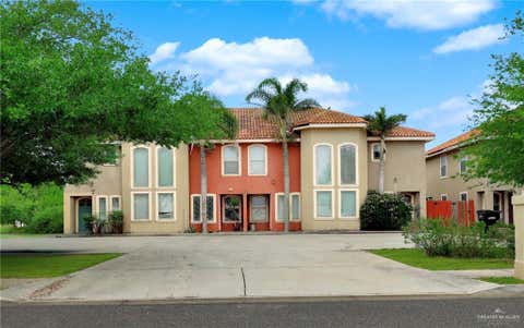 Townhouse For Sale - 3008 S M Street<br/> Hidalgo County, McAllen, TX 78504