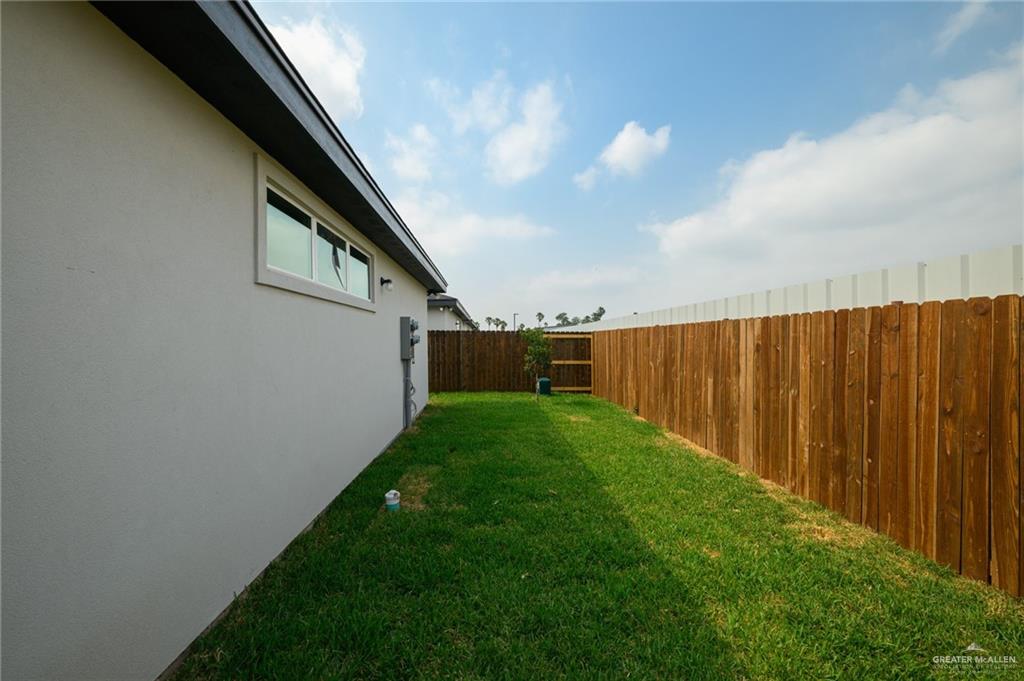 613 Cove Lane #UNIT 2, Weslaco, Texas image 20