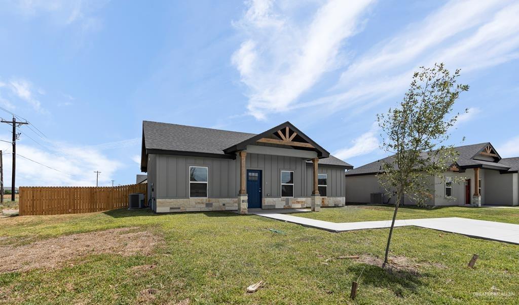 1608 Hope Drive, Mercedes, Texas image 4