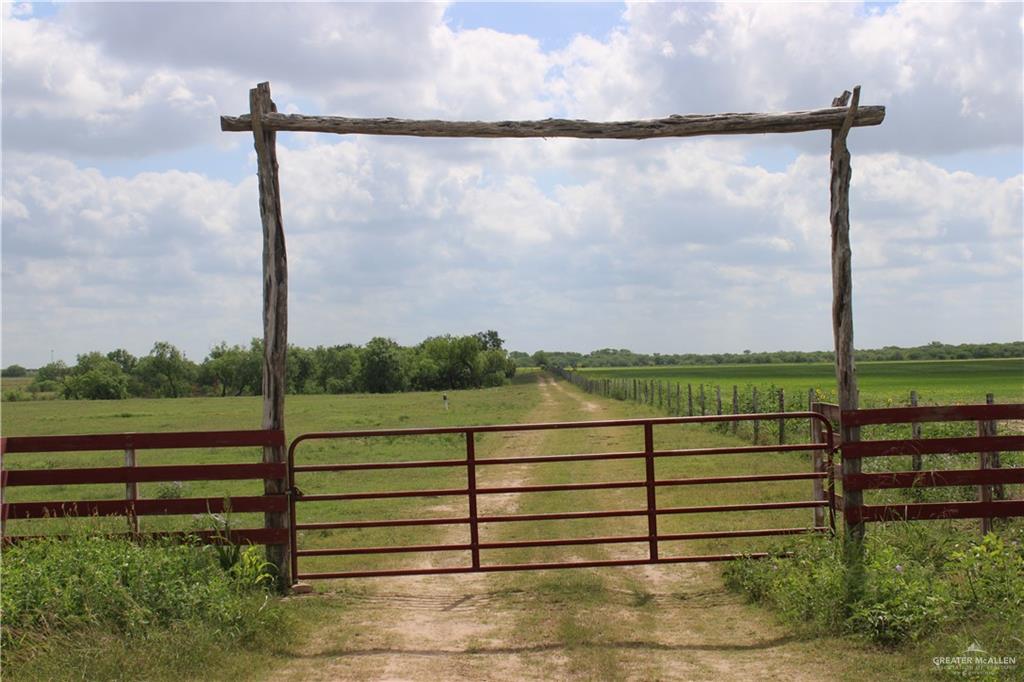 Cr 15 Aka Davila Road, Hargill, Texas image 2