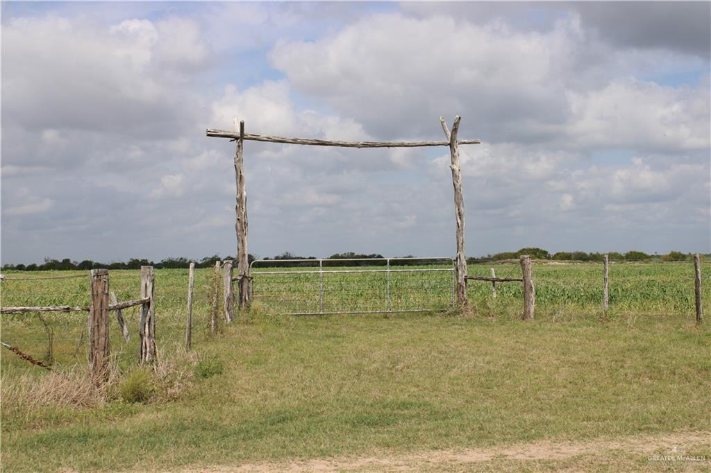 Cr 15 Aka Davila Road, Hargill, Texas image 1