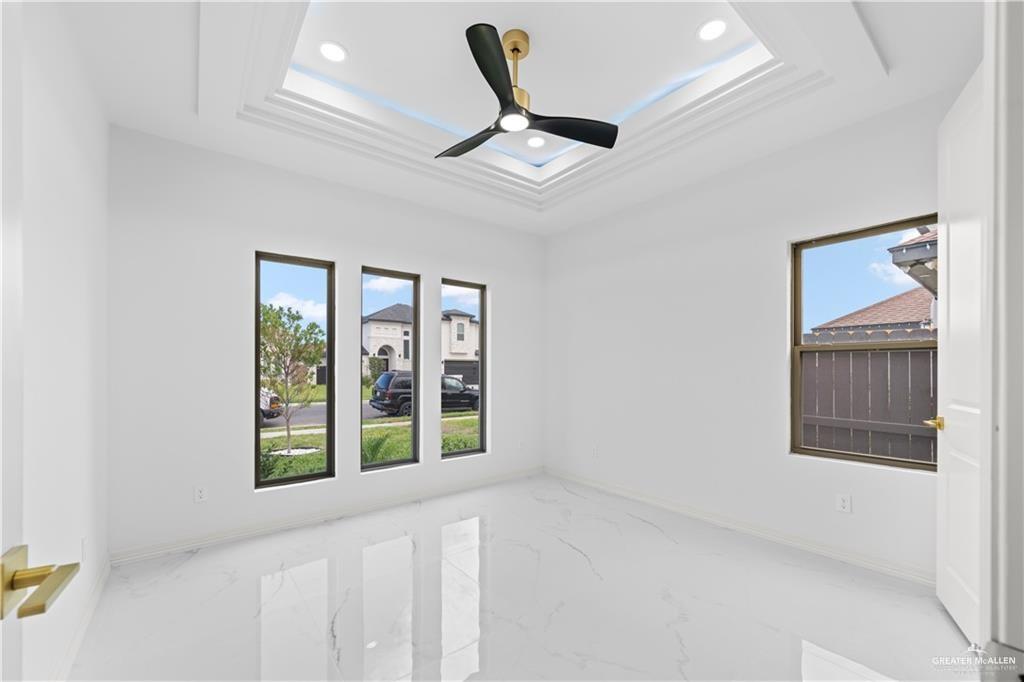 2205 Ozark Avenue, McAllen, Texas image 9