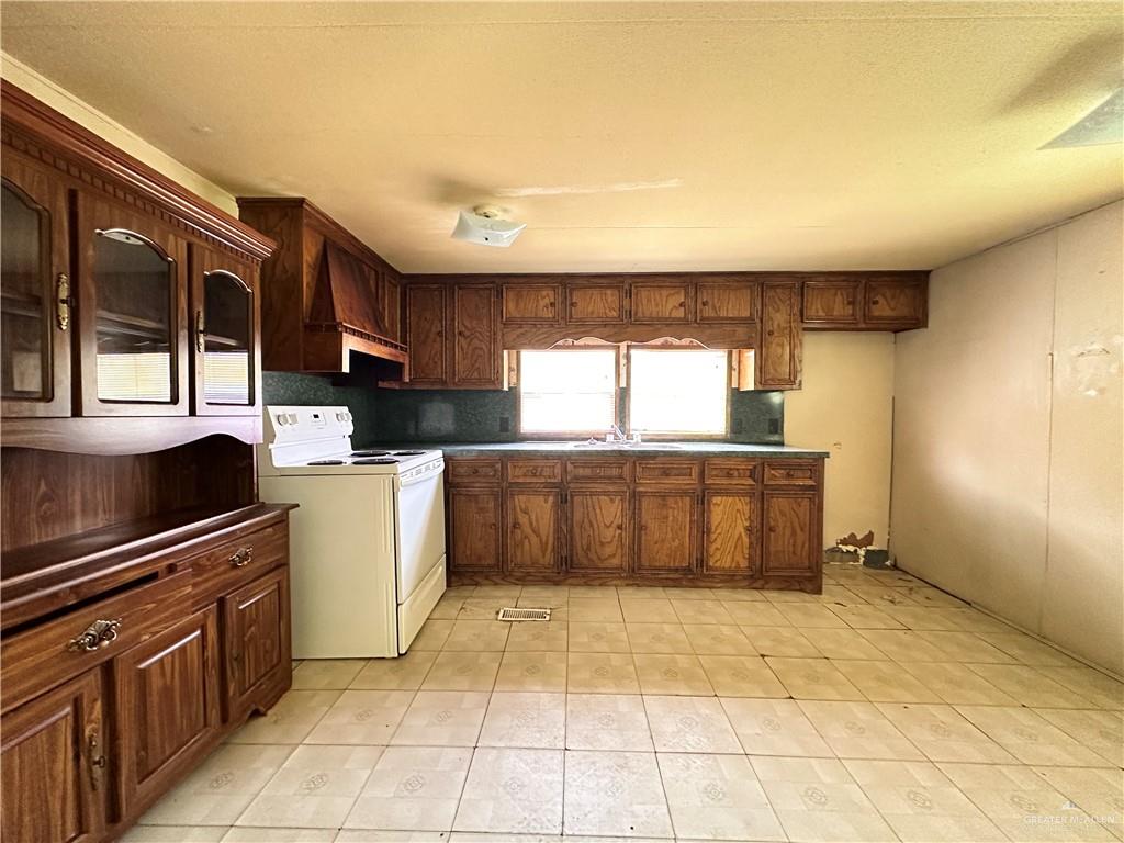8110 Lake Citrus Drive, Edinburg, Texas image 3
