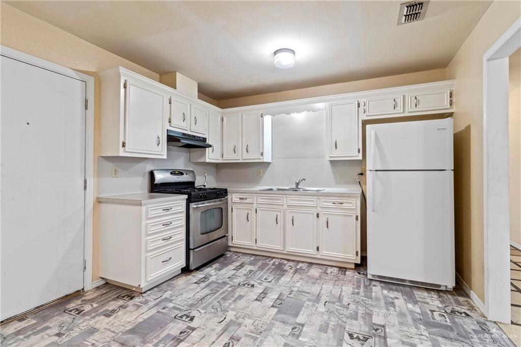 2117 S 30 1/2 Street, McAllen, Texas image 3