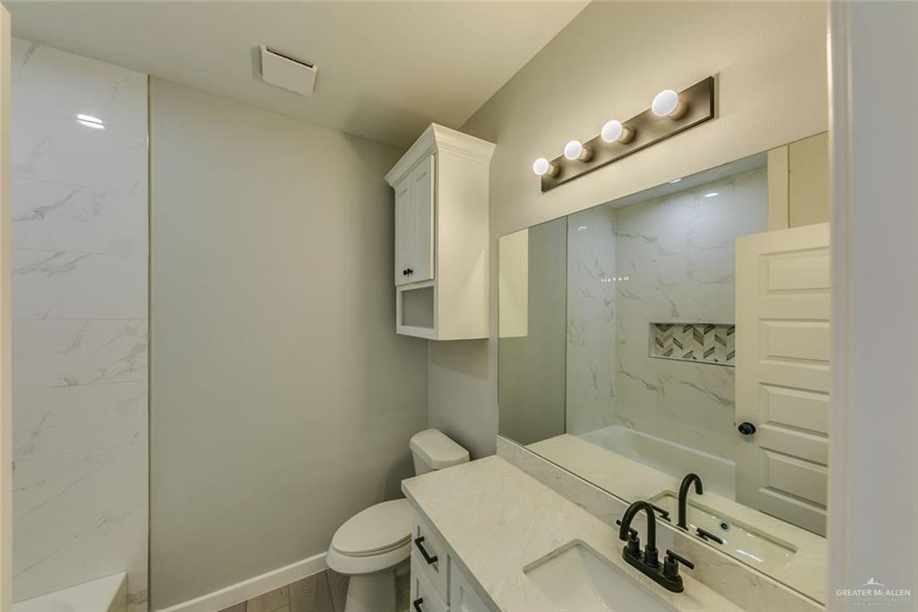 1310 S 9th Street, Alamo, Texas image 12