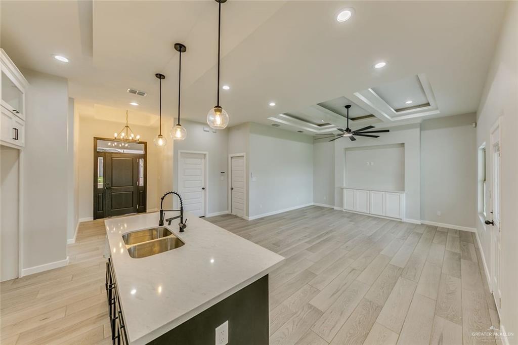 1310 S 9th Street, Alamo, Texas image 8