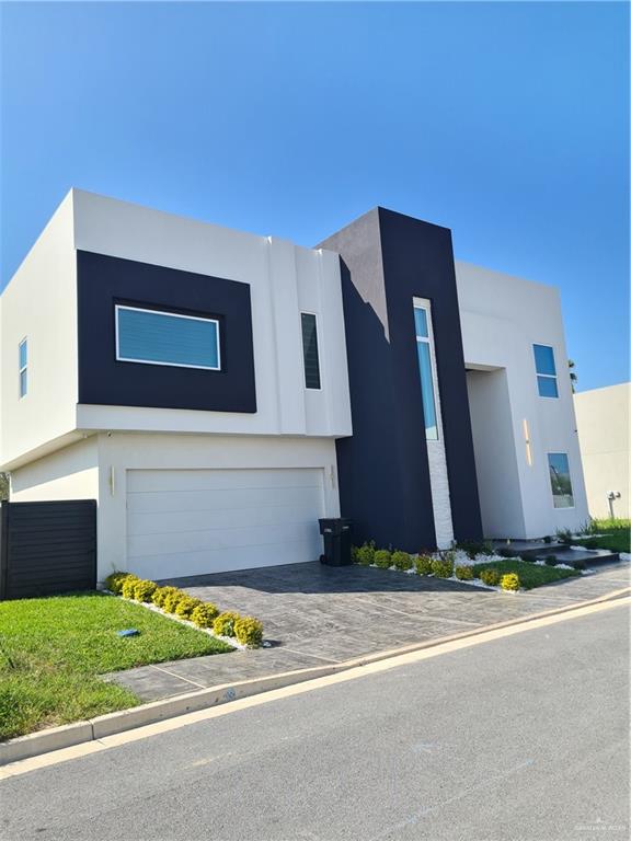 6711 N 11th Lane, McAllen, Texas image 1