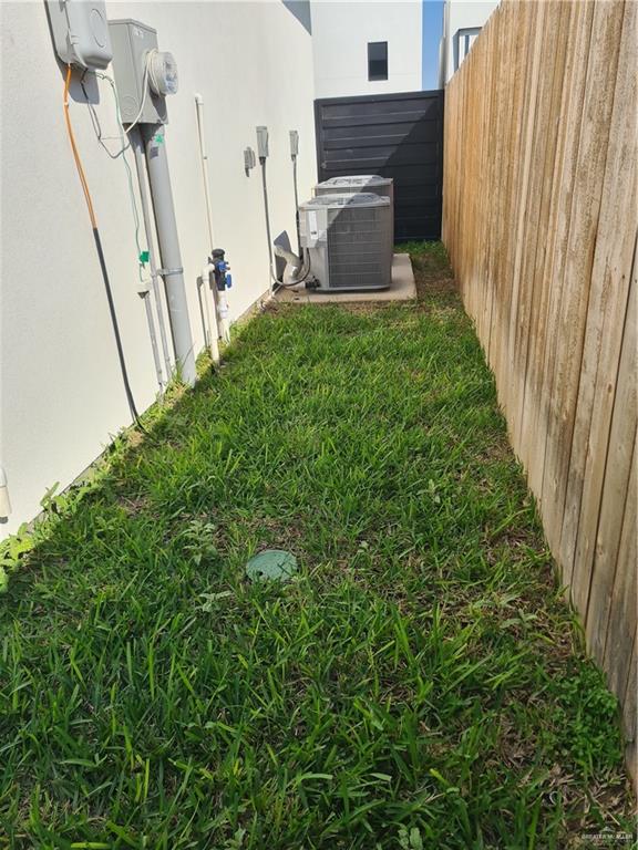 6711 N 11th Lane, McAllen, Texas image 20