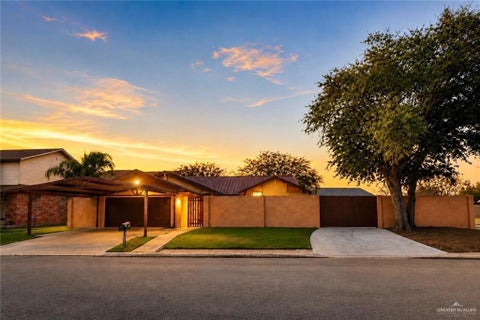 Homes For Sale - 3609 N 22nd Street<br/> Hidalgo County, McAllen, TX 78501