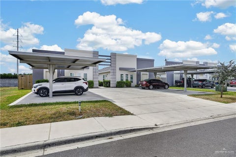 Multifamily For Sale - 3100 W Kenwood Street<br/> Edinburg, TX 78541