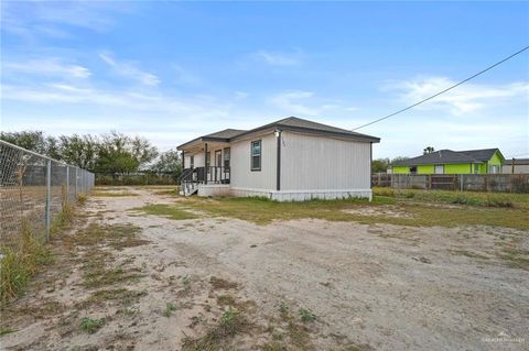 Homes For Sale - 1703 Bahia Magdalena Drive<br/> Hidalgo County, Edinburg, TX 78542