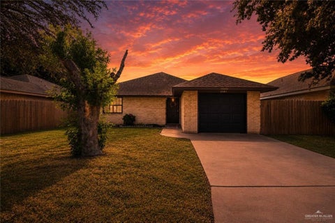 Photo of 2501 N 27th Lane, McAllen, TX 78501 (MLS # 508753)