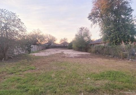 Vacant Land For Sale - 413 San Antonio Avenue<br/> Mission, TX 78572