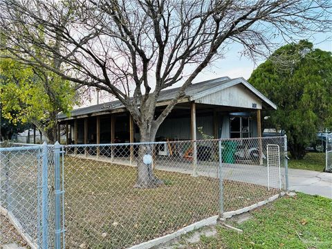 Apartment For Sale - 313 Meandering Way Avenue<br/> Pharr, TX 78577