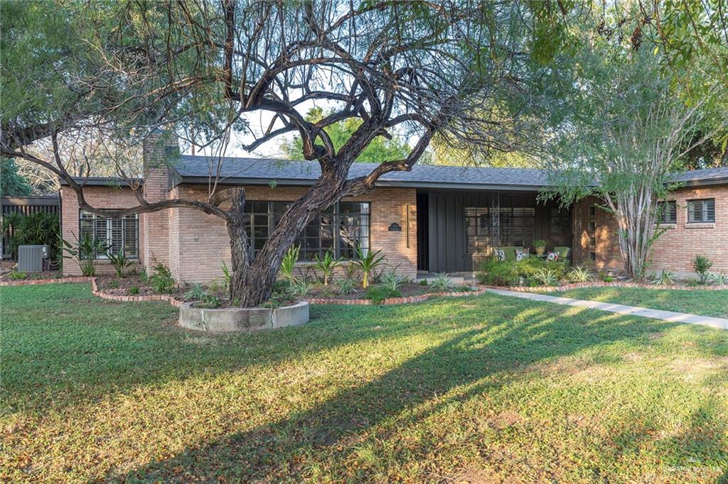 704 Kendlewood Avenue, McAllen, Texas image 1