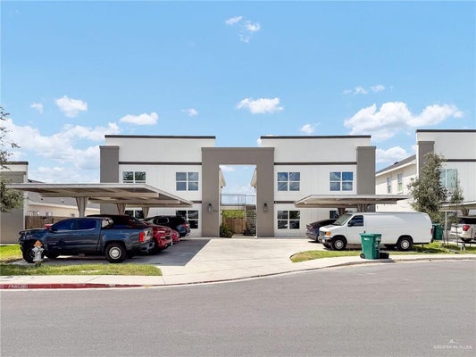 3516 S DOMINIQUE DR, PHARR, TX 78577 - Image df5fc2f2fe8d5fd32e24feb43eb598ca/1541374113