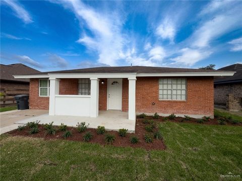 Homes For Sale - 116 Marissa Court<br/> Edinburg, TX 78542