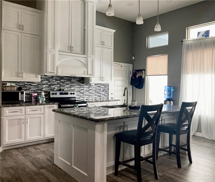 8510 G M Drive, Elsa, Texas image 13