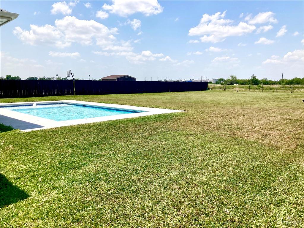 8510 G M Drive, Elsa, Texas image 42