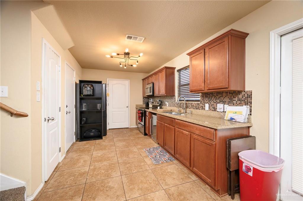 8821 Osprey Street, Harlingen, Texas image 4
