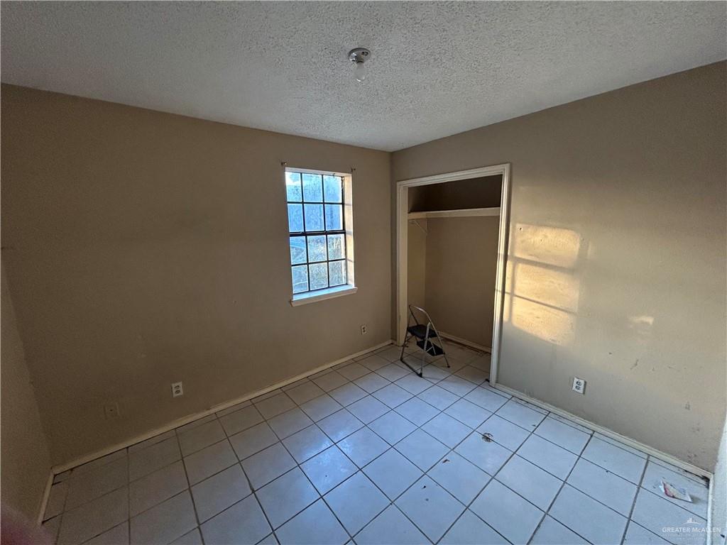 621 Santa Monica Avenue, Pharr, Texas image 2