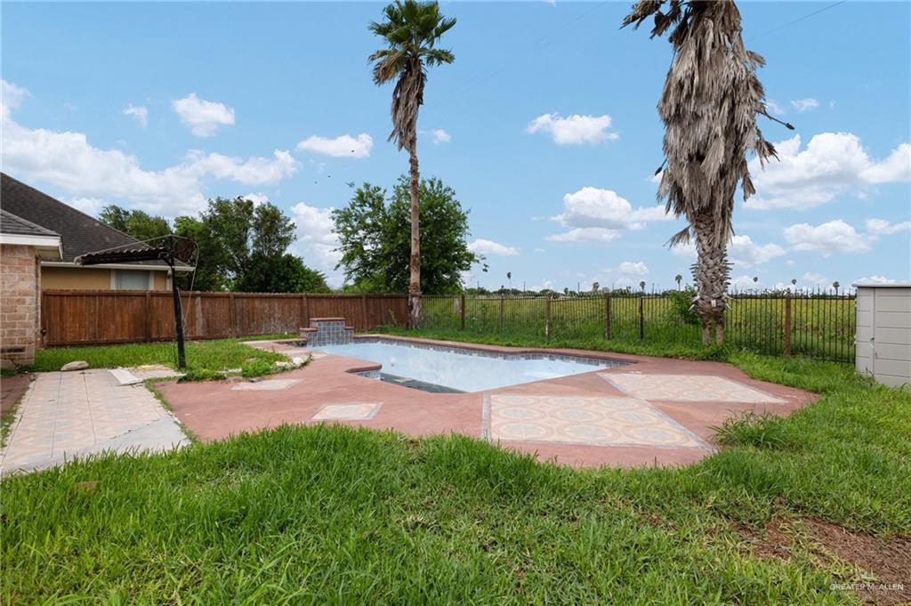 2822 Christian Circle, Harlingen, Texas image 11