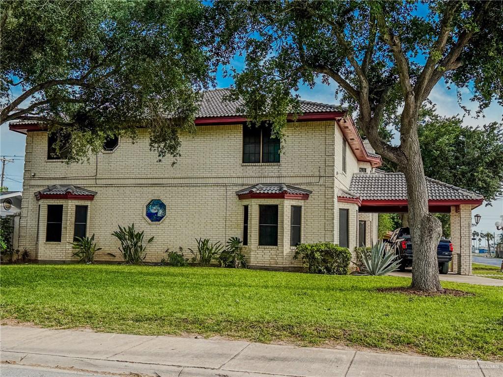 1712 N 1st Street, McAllen, Texas image 2