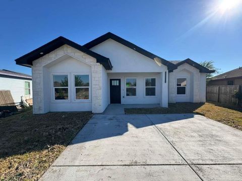 Photo of 400 Tower Hills Street, Alamo, TX 78516 (MLS # 486197)