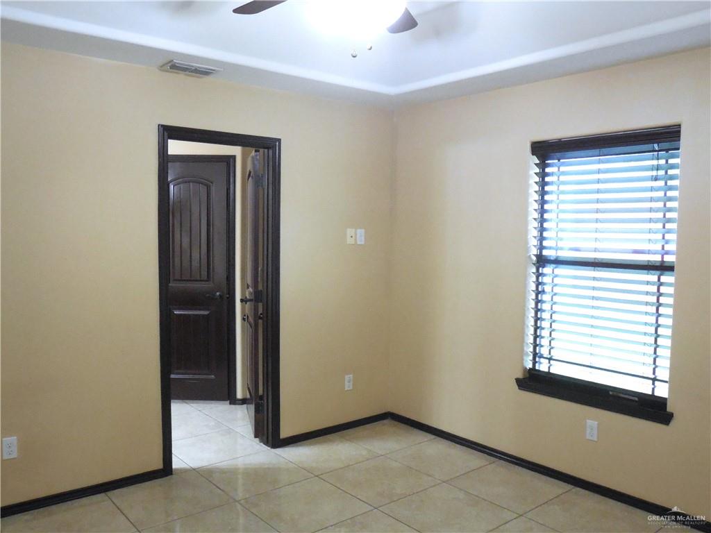 McAllen, Texas 78504, United States, 4 Bedrooms Bedrooms, ,3 BathroomsBathrooms,Residential,Active,194459