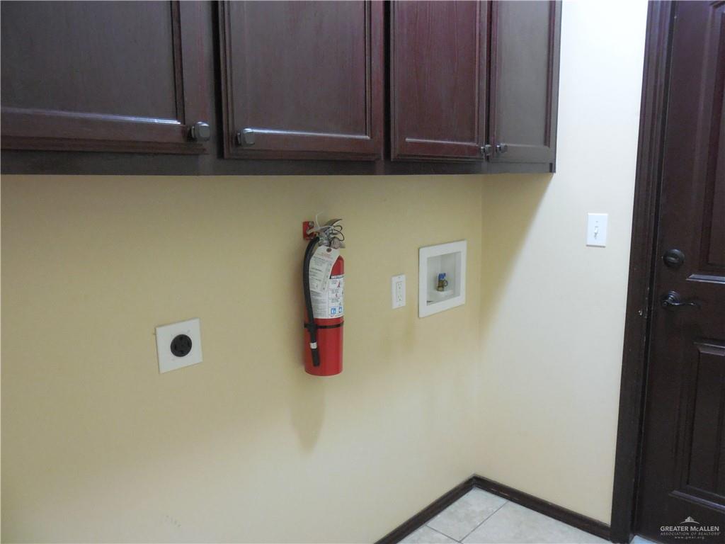 McAllen, Texas 78504, United States, 4 Bedrooms Bedrooms, ,3 BathroomsBathrooms,Residential,Active,194459