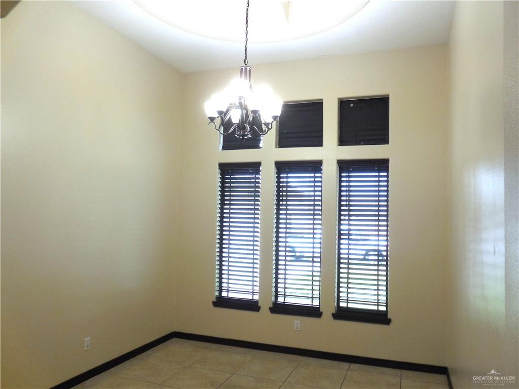 McAllen, Texas 78504, United States, 4 Bedrooms Bedrooms, ,3 BathroomsBathrooms,Residential,Active,194459