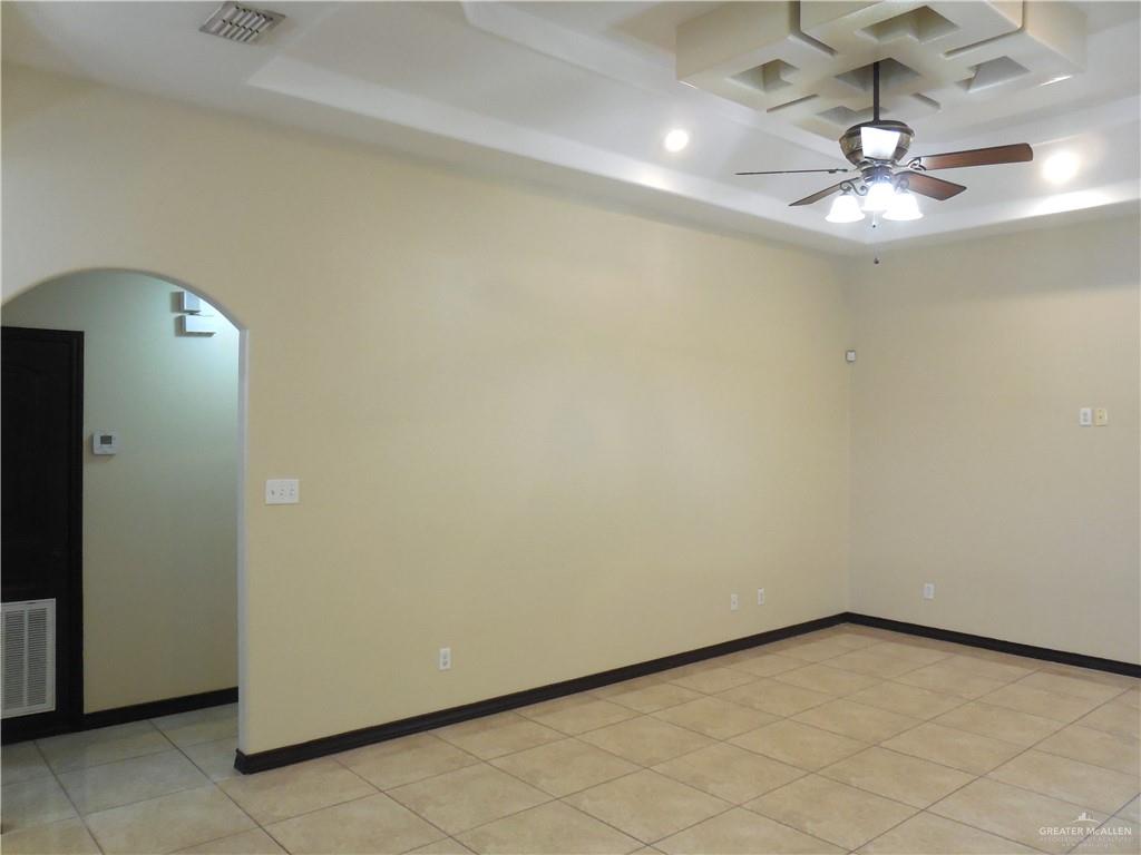 McAllen, Texas 78504, United States, 4 Bedrooms Bedrooms, ,3 BathroomsBathrooms,Residential,Active,194459