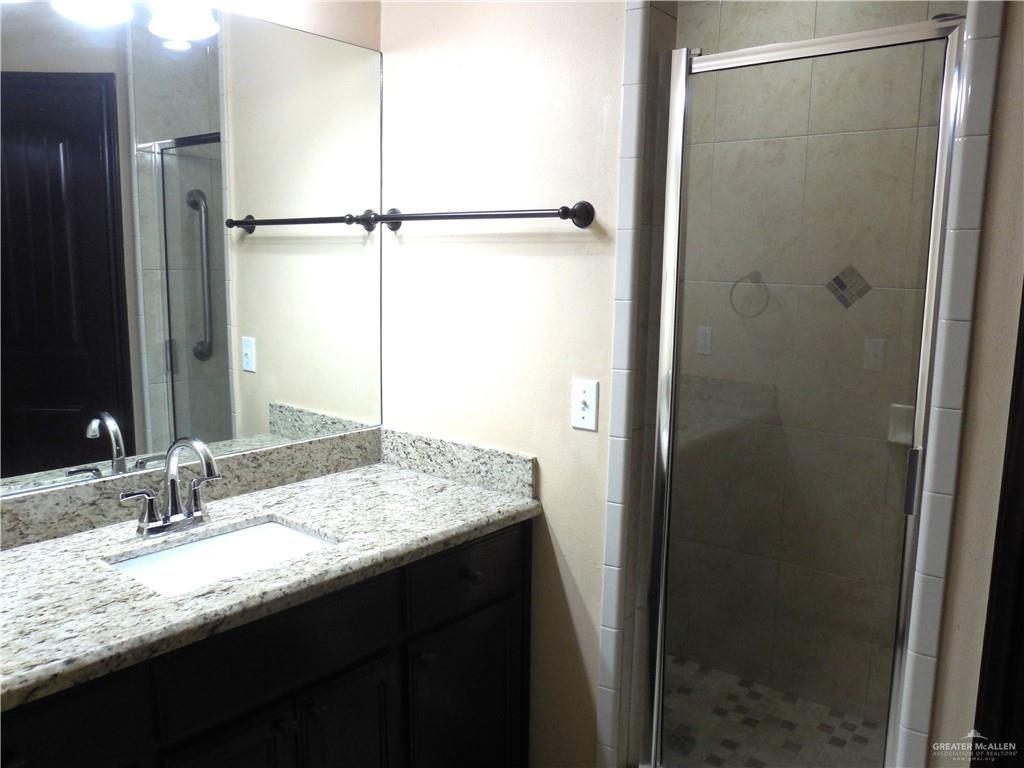 McAllen, Texas 78504, United States, 4 Bedrooms Bedrooms, ,3 BathroomsBathrooms,Residential,Active,194459