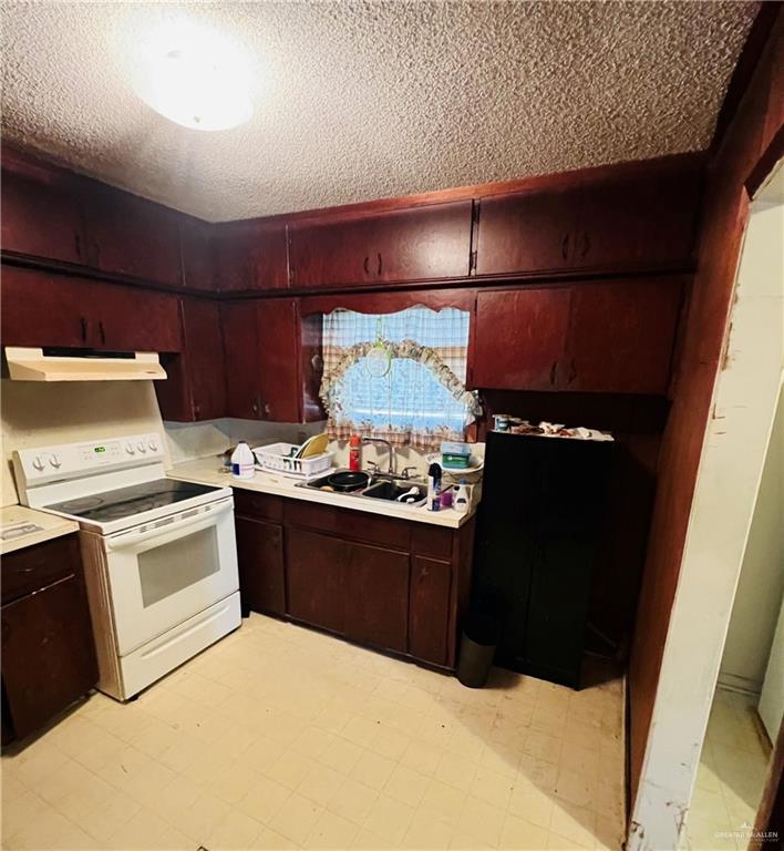 593 5th Street, Raymondville, Texas image 4