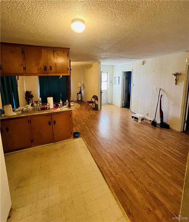 593 5th Street, Raymondville, Texas image 5