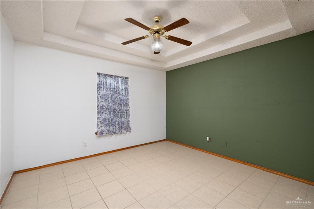 1016 Fairway Drive, Mission, Texas image 7