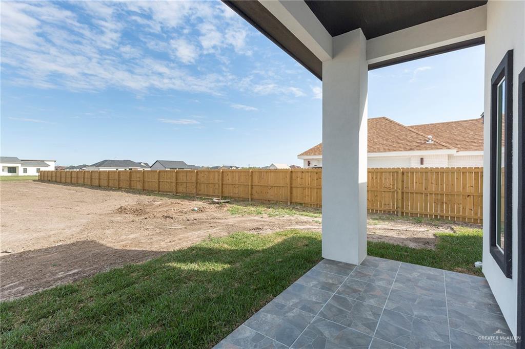 2618 Kingdom Drive, Weslaco, Texas image 11