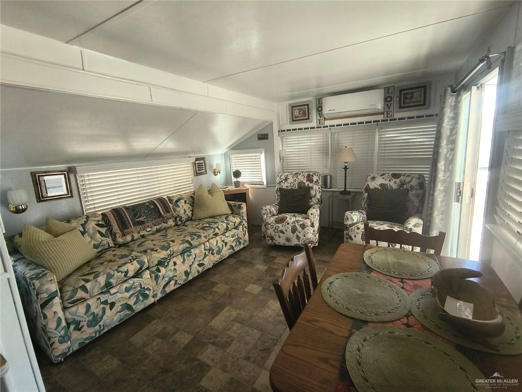 3751 Dantes Drive, Edinburg, South Carolina image 6